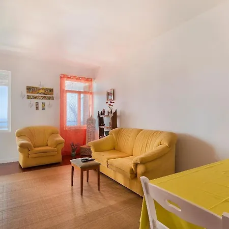 Mit Balkon Und Aussicht In So Martinho Apartment